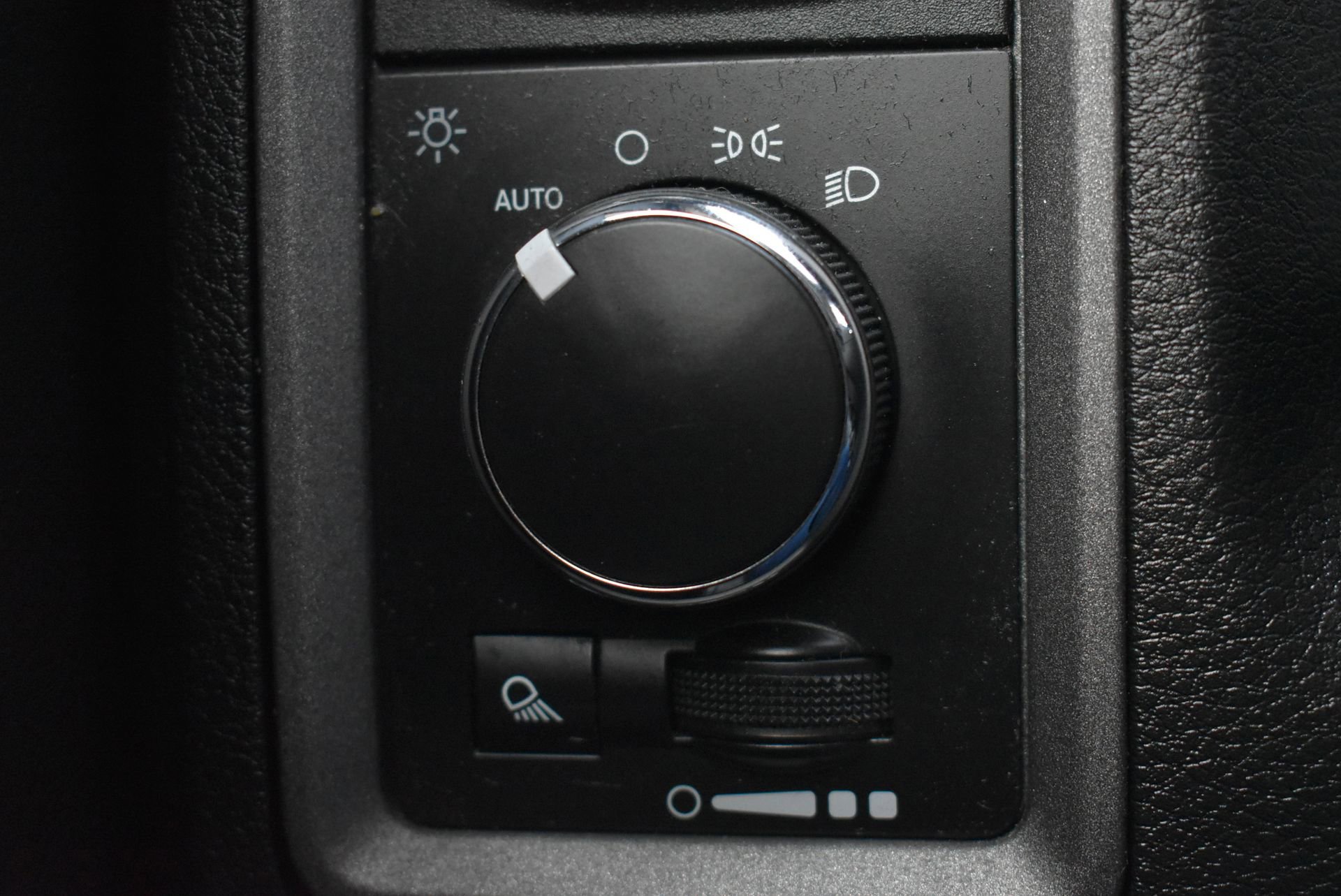 Used 2018 RAM 2500 Tradesman w/ Chrome Appearance Group image 18