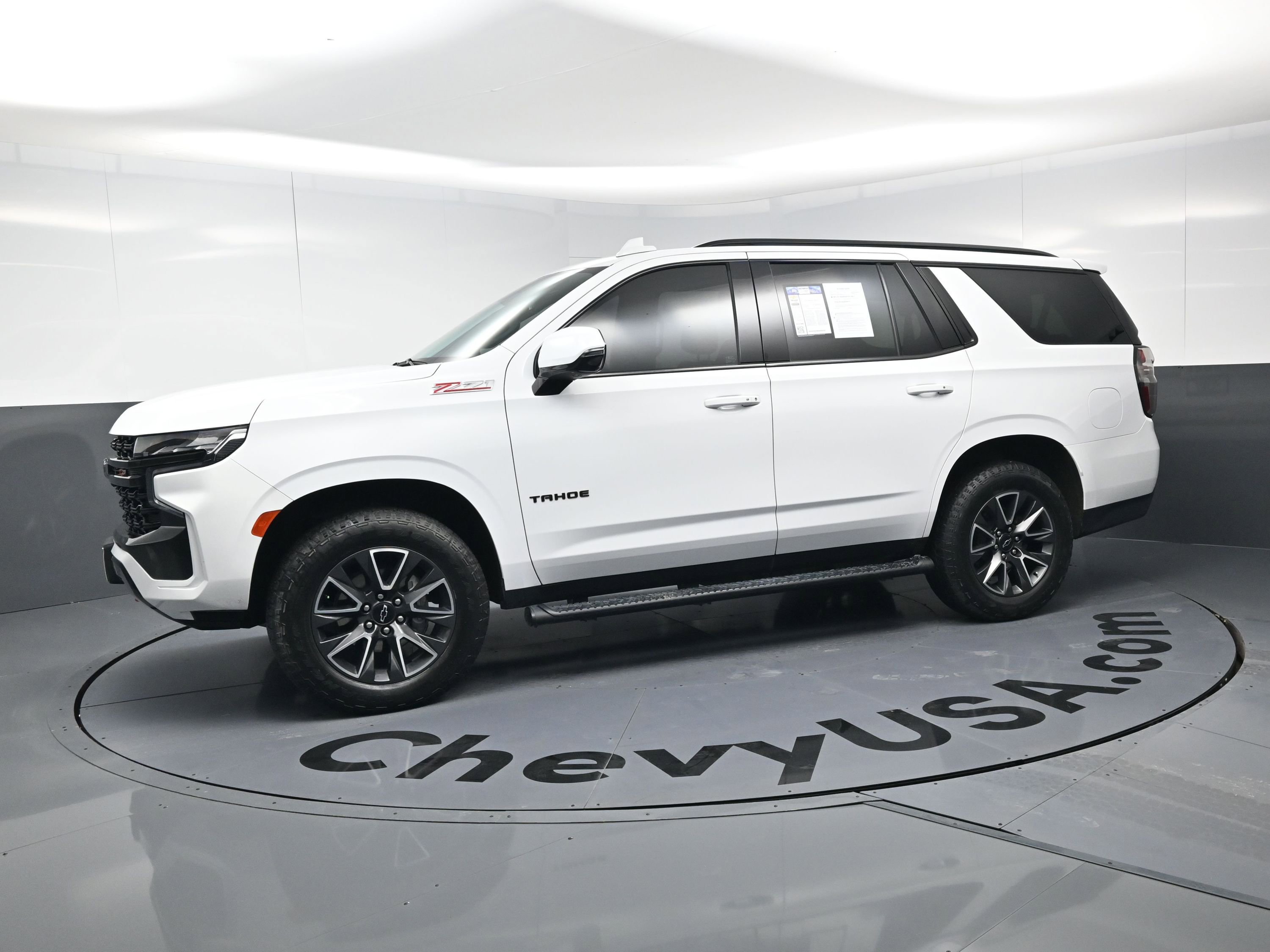 Certified 2023 Chevrolet Tahoe Z71 w/ Luxury Package image 6