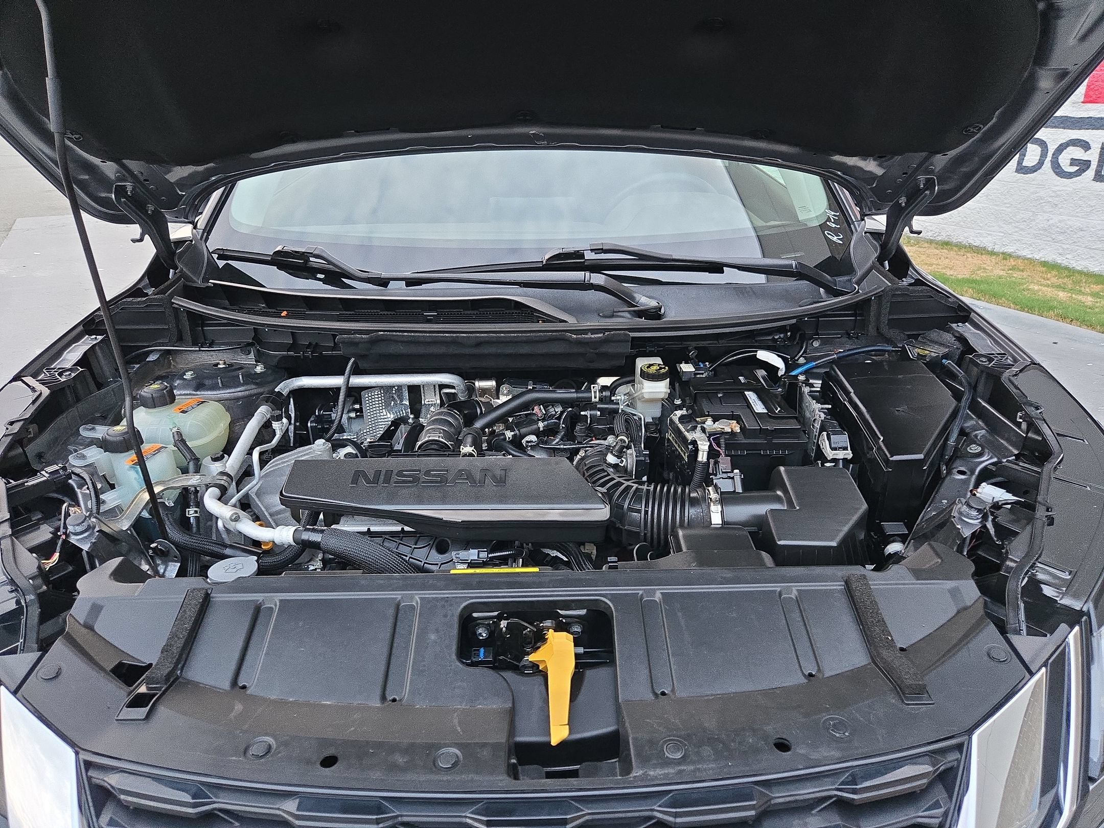 Used 2023 Nissan Rogue SV FWD image 19