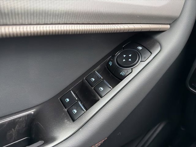 New 2026 Ford Explorer Active image 18