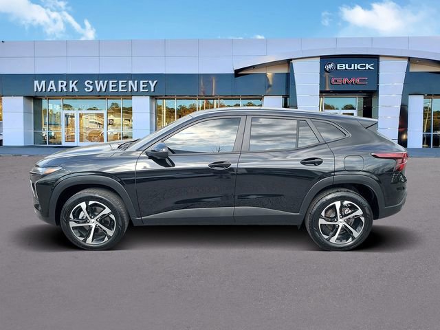 Used 2025 Chevrolet Trax RS w/ Driver Confidence Package image 28