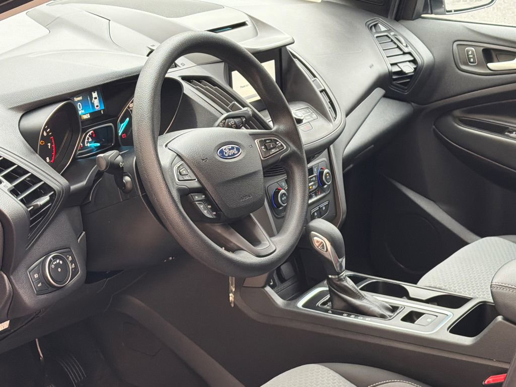 Used 2018 Ford Escape SE w/ SE Sync 3 Package image 5
