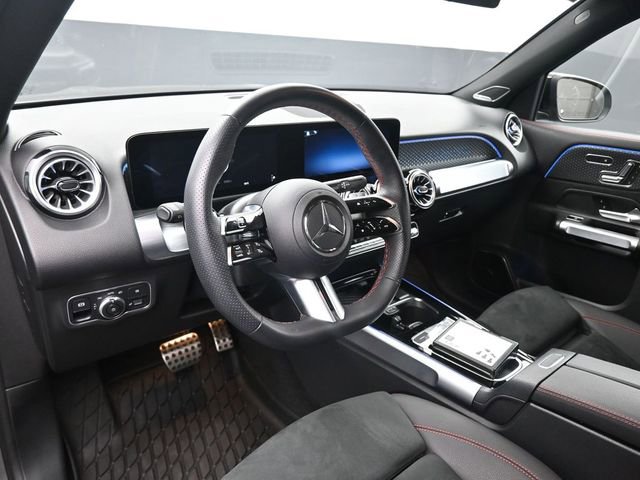 New 2024 Mercedes-Benz GLB 250 image 2
