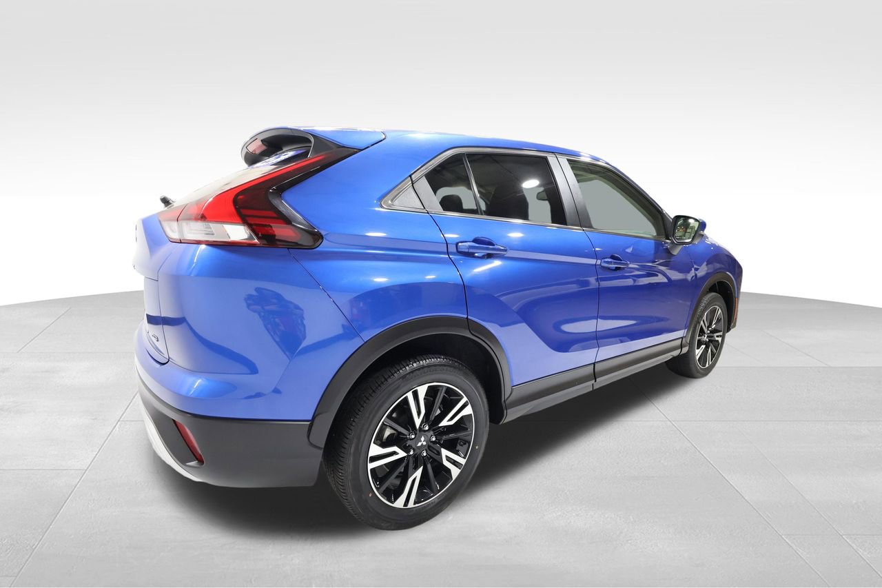 Used 2025 Mitsubishi Eclipse Cross Black Edition image 4