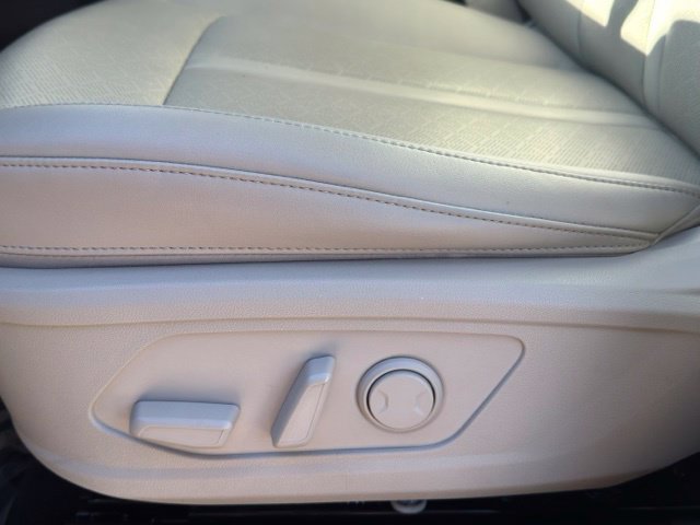 Certified 2023 Kia Sorento SX FWD image 22