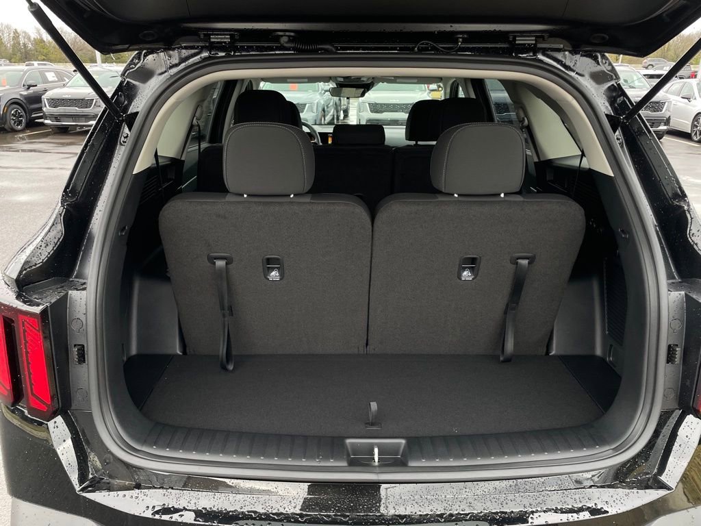 New 2026 Kia Sorento LX FWD image 25