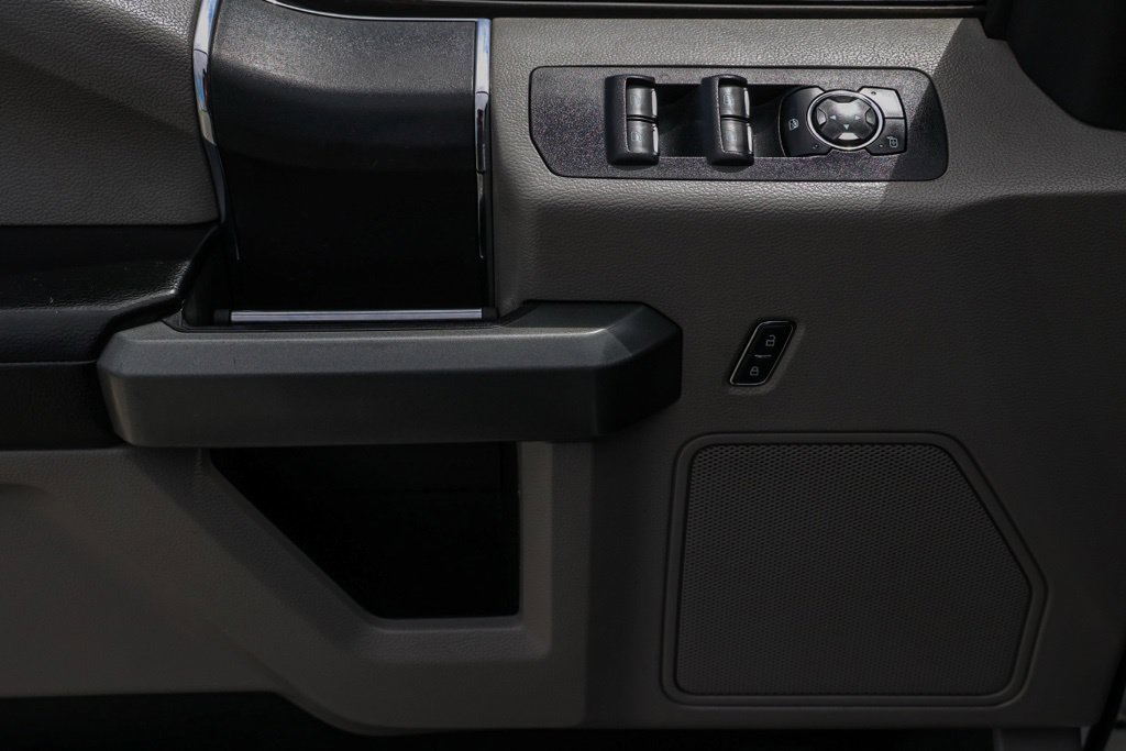 Used 2018 Ford F150 XLT RWD image 25