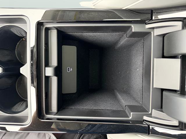 Certified 2024 Land Rover Range Rover Evoque S image 21