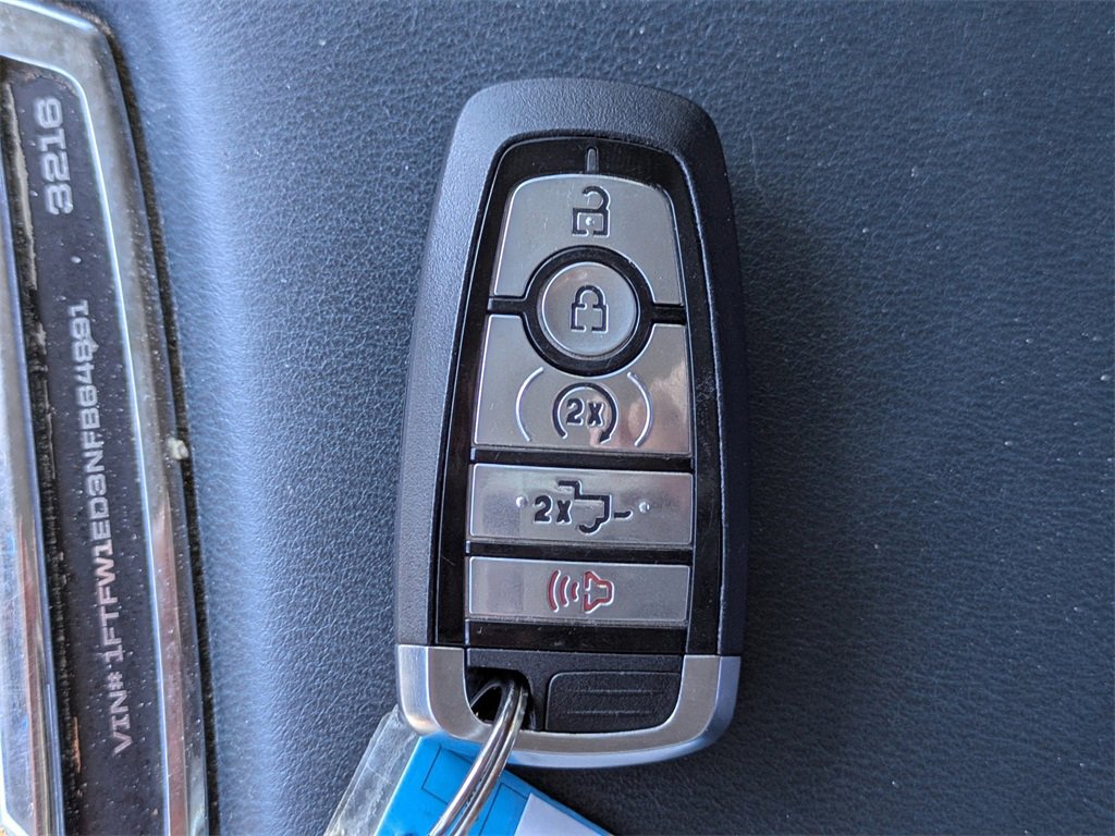 Used 2022 Ford F150 Limited image 32