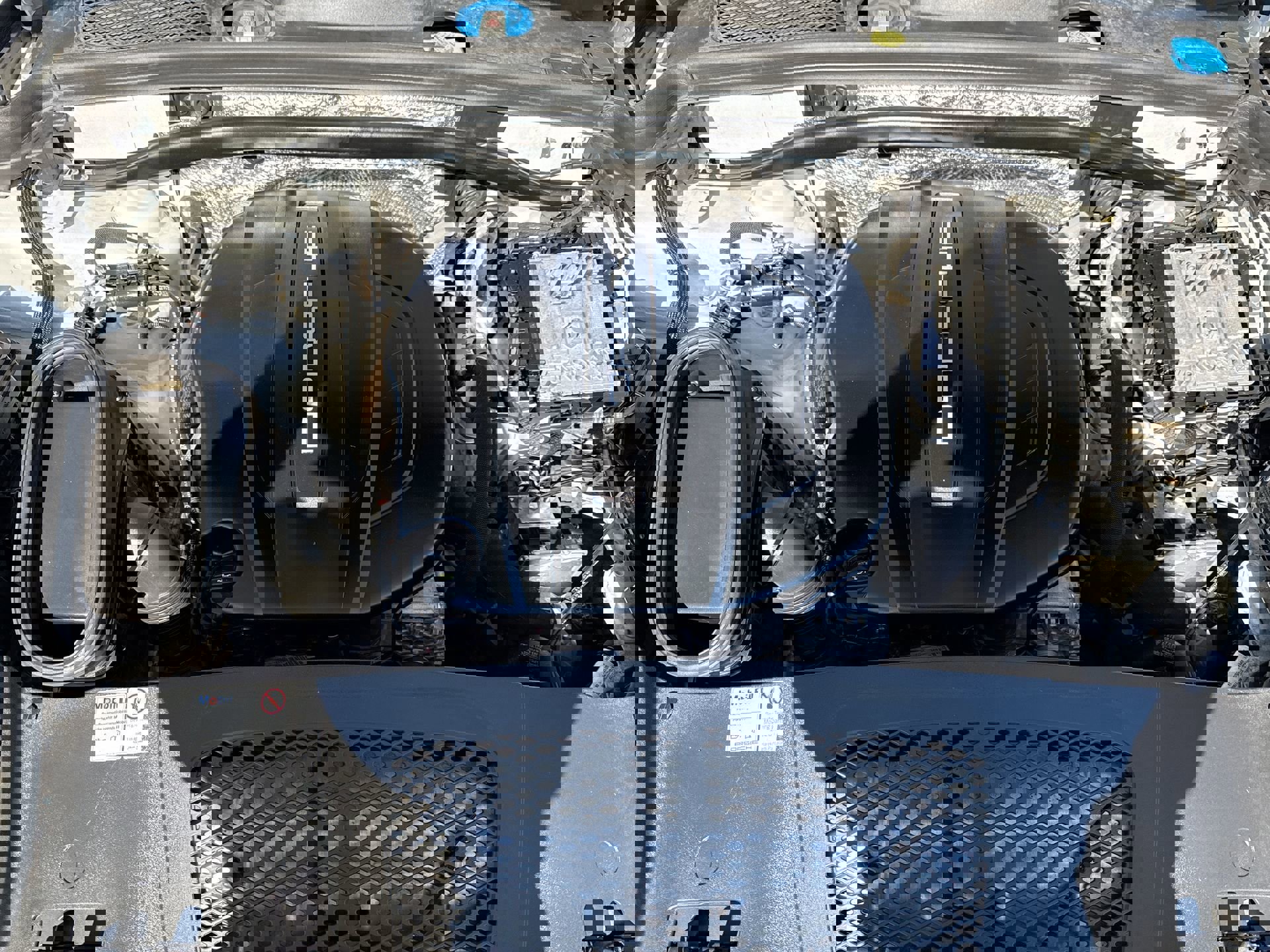 Used 2021 Porsche Macan Premium Plus image 18