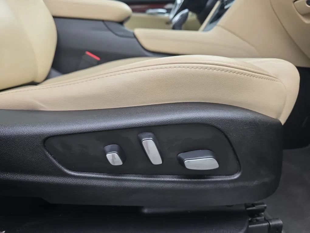 Used 2019 Cadillac XT5 Luxury FWD image 50