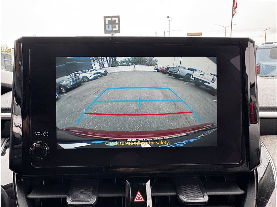 Used 2025 Toyota Corolla LE FWD image 24