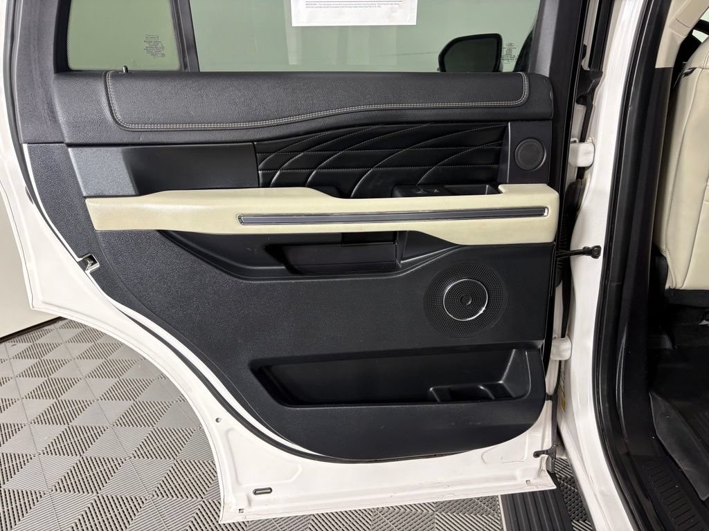 Used 2019 Ford Expedition Platinum AWD/4WD image 50