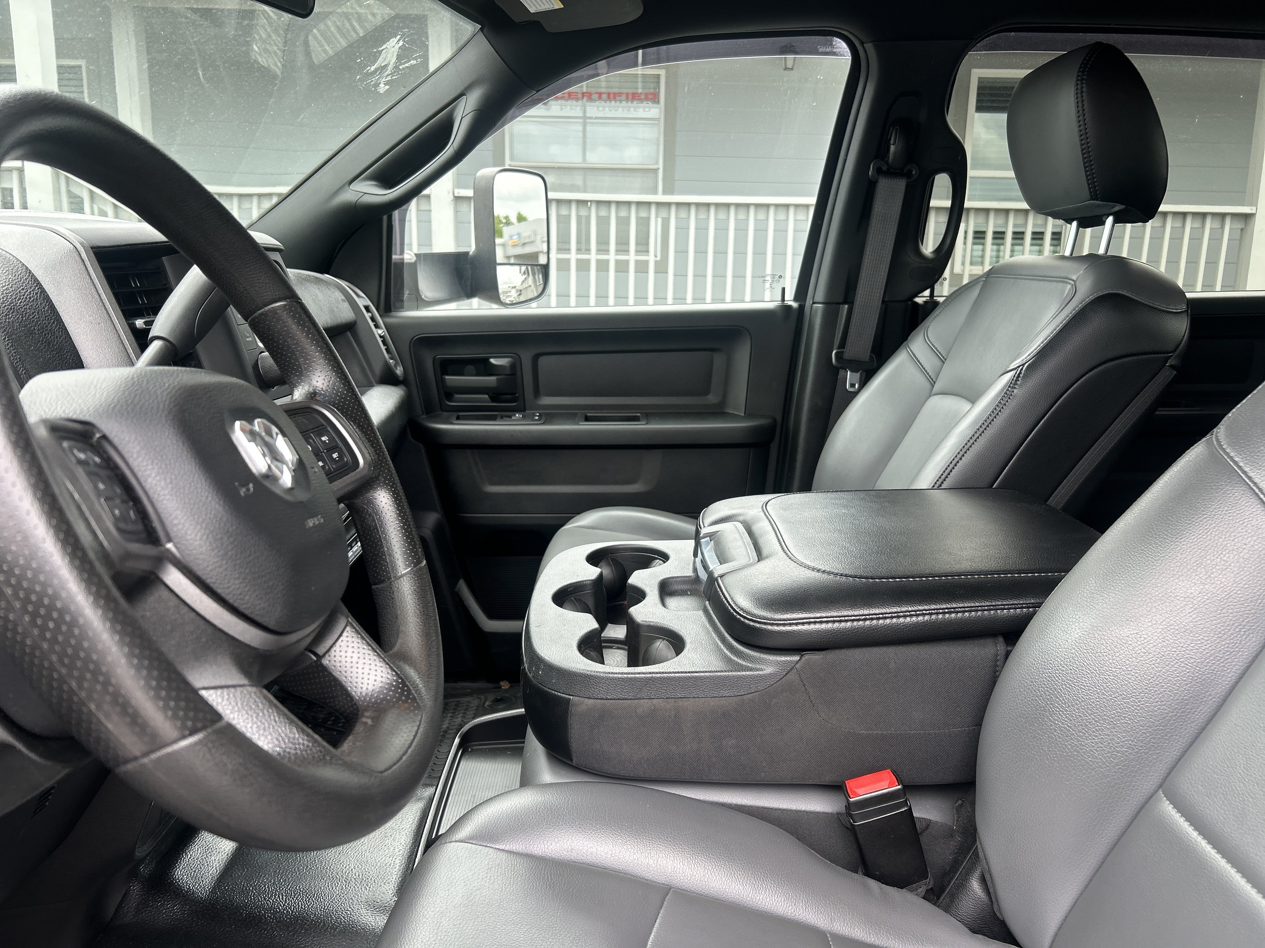 Used 2022 RAM 4500 Tradesman RWD image 13
