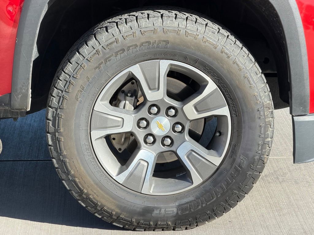 Used 2017 Chevrolet Colorado Z71 AWD/4WD image 6