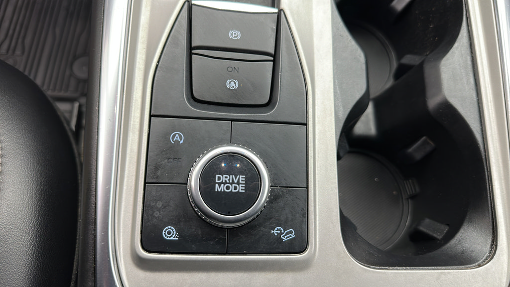 Used 2021 Ford Explorer XLT w/ Equipment Group 202A AWD/4WD image 20