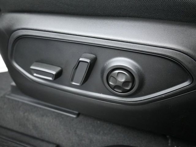 Used 2025 Jeep Grand Cherokee L Laredo w/ MOPAR Finishing Package AWD/4WD image 14