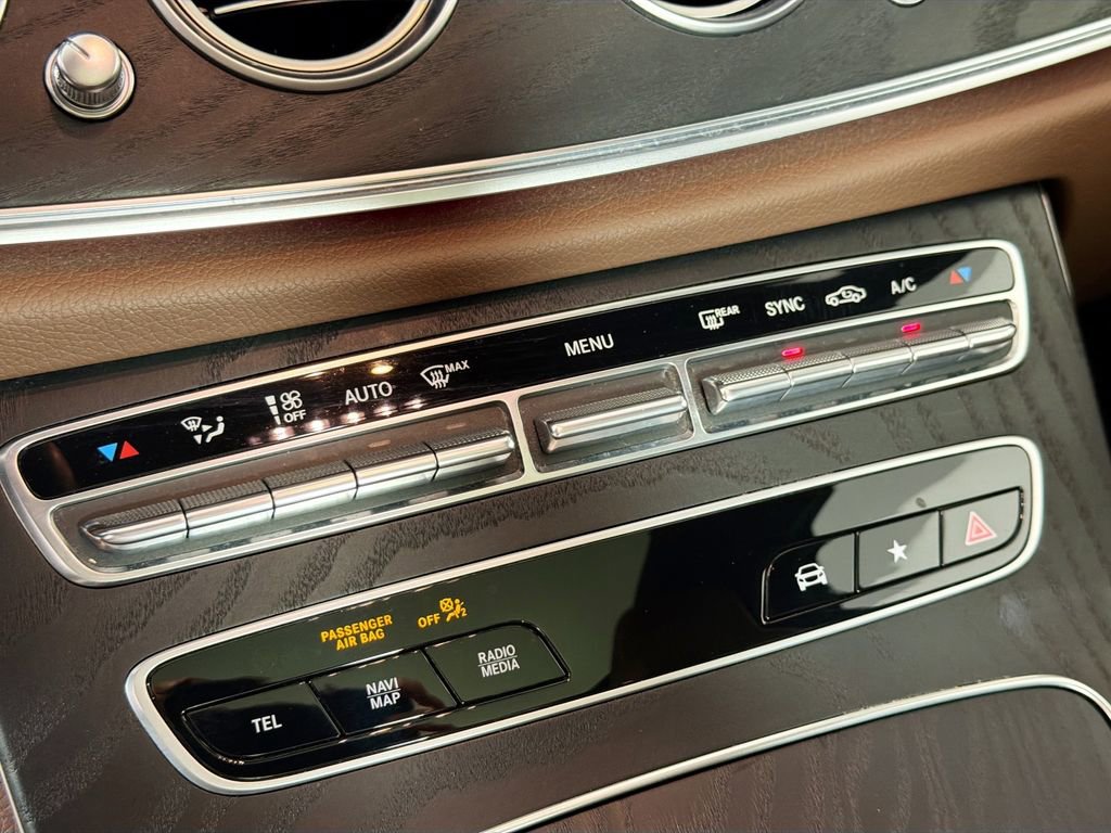 Used 2022 Mercedes-Benz E 350 Sedan image 16