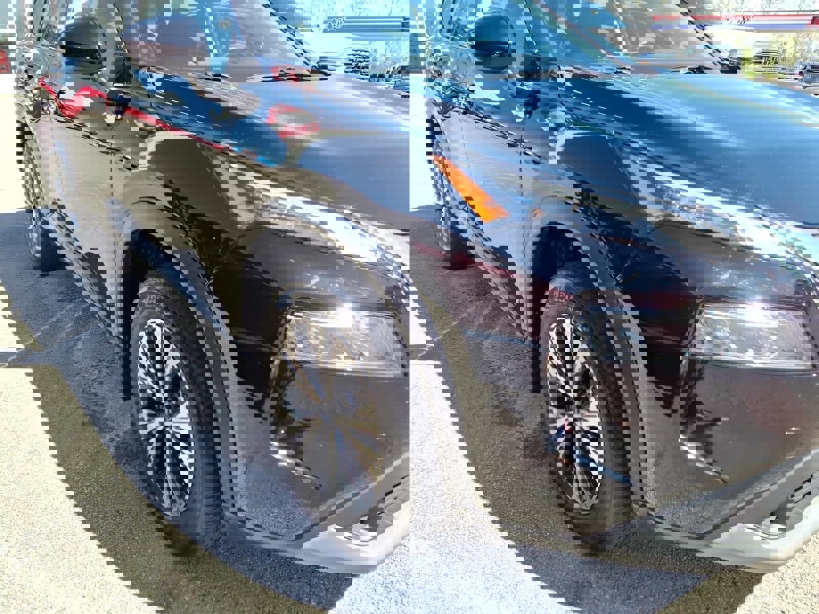 Used 2023 Nissan Rogue SV image 21