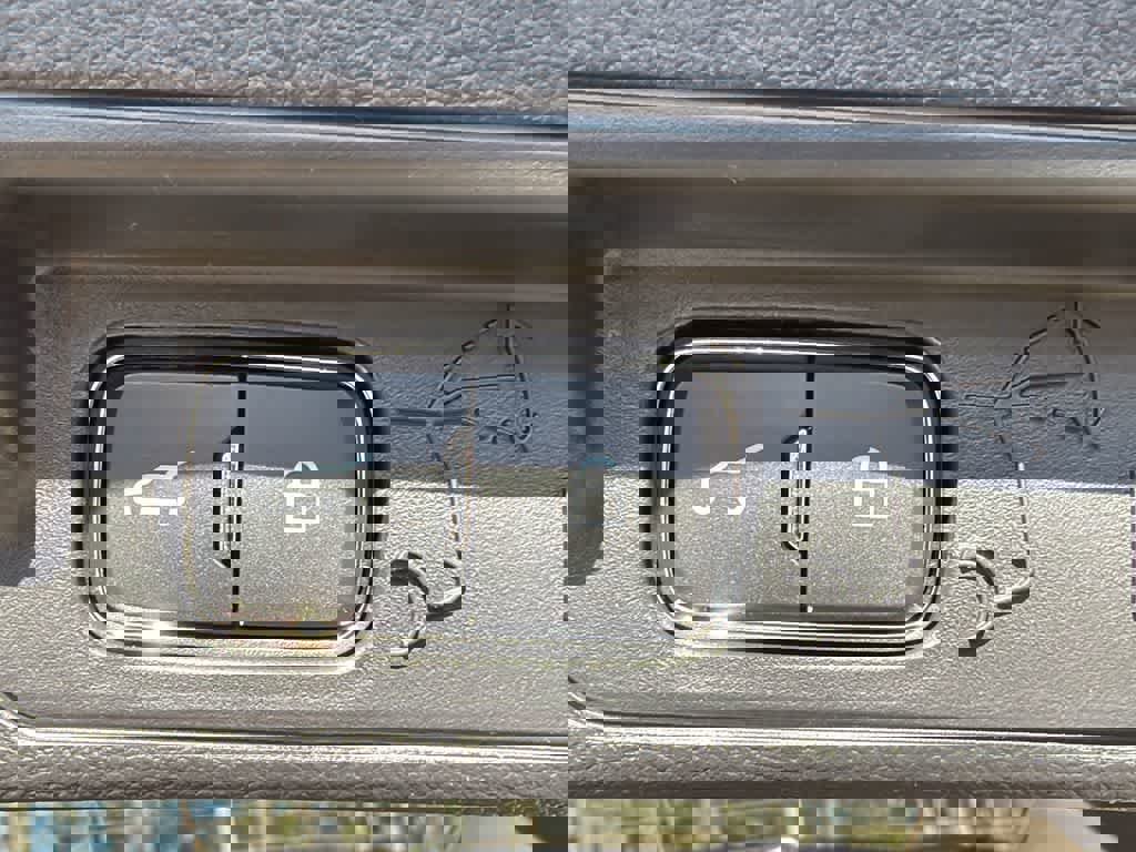 New 2026 Ford Explorer Active w/ Active Comfort Package image 16