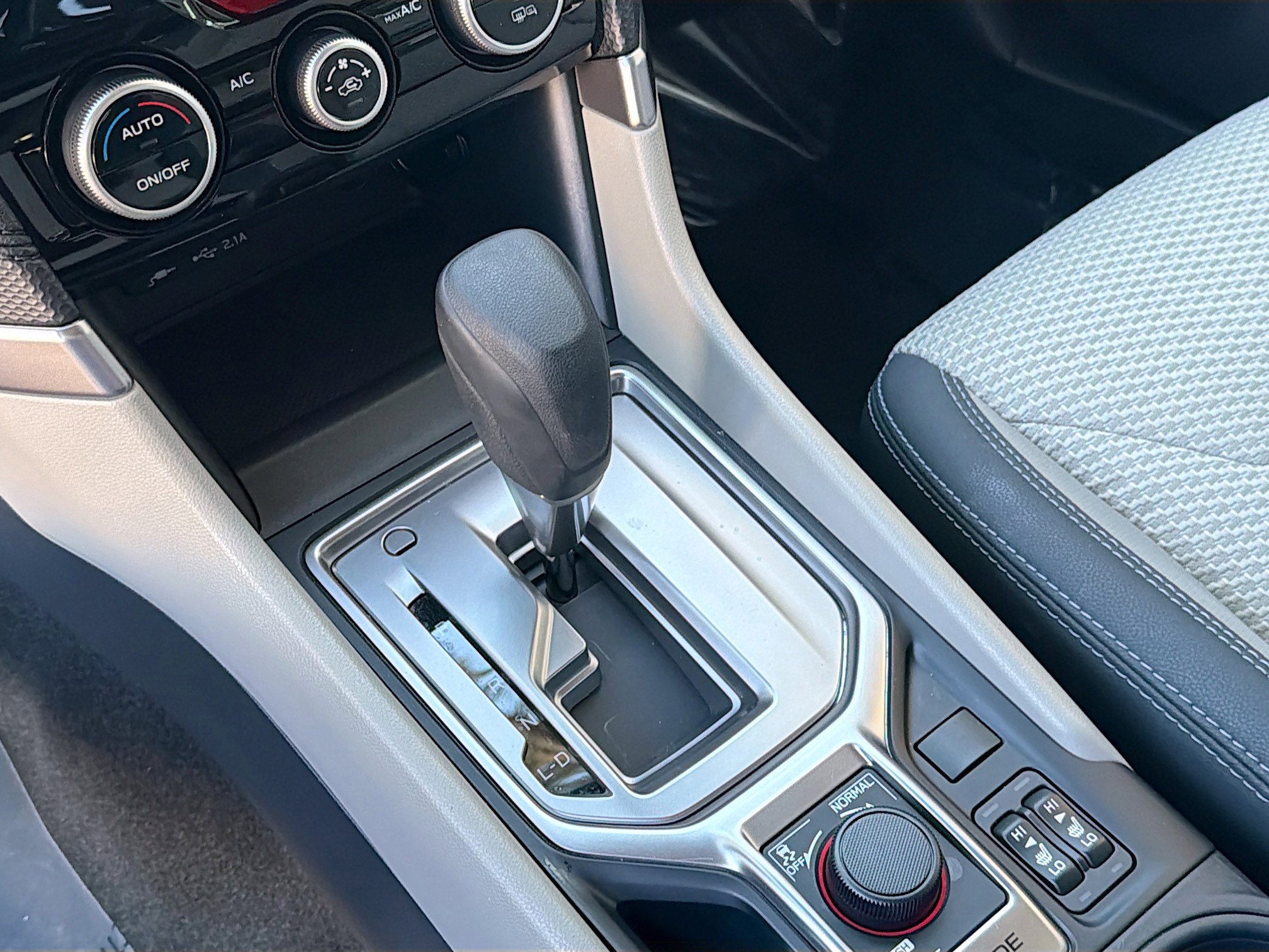 Certified 2023 Subaru Forester Premium image 29