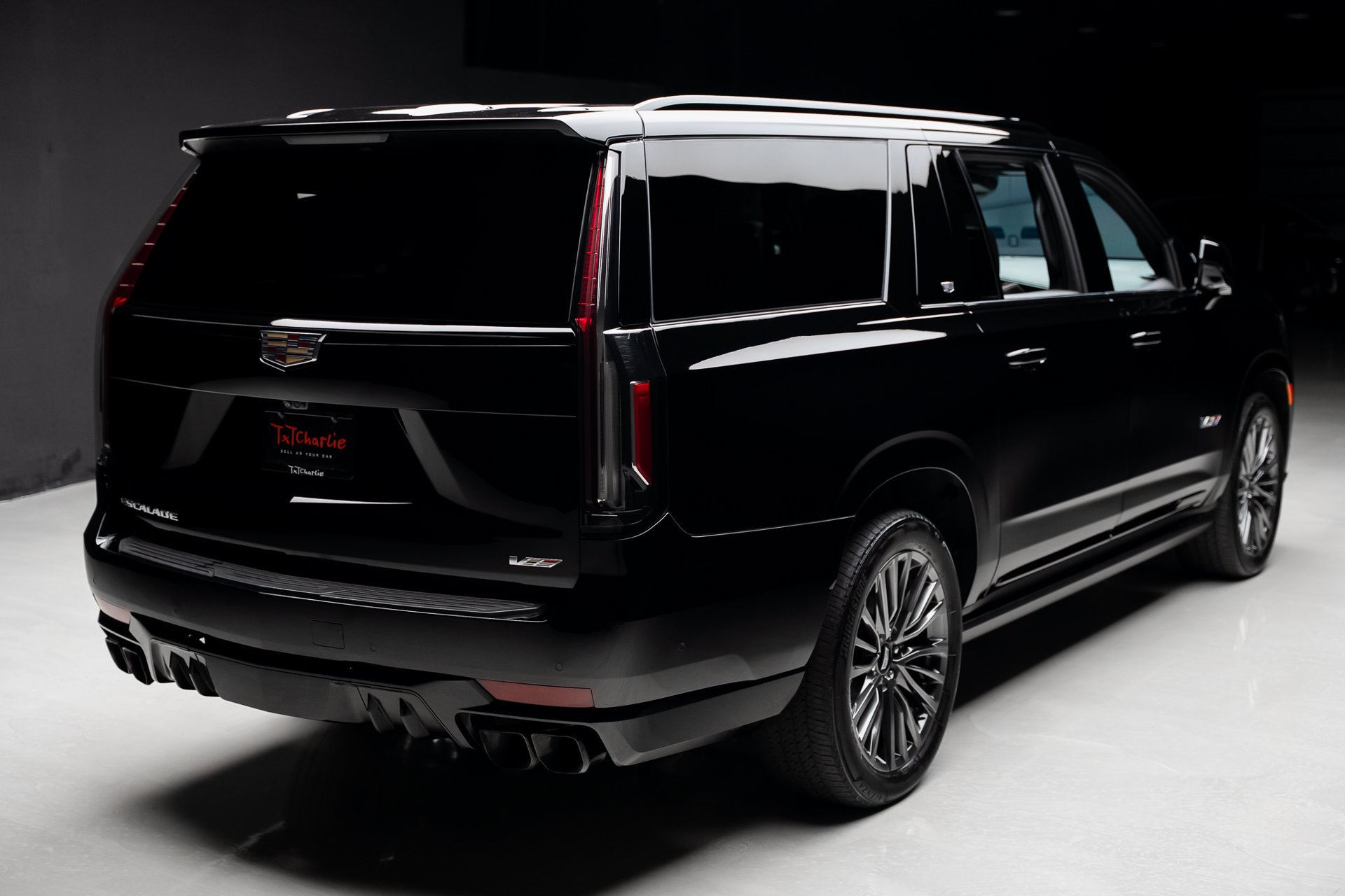 Used 2023 Cadillac Escalade ESV V AWD/4WD image 37