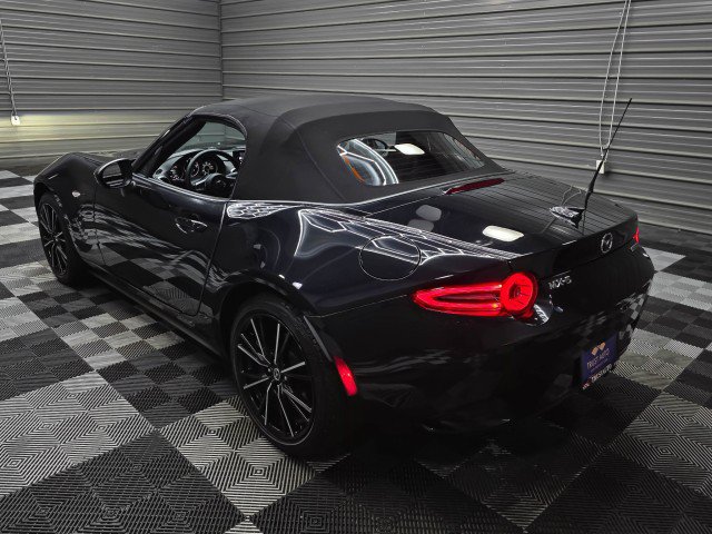 Used 2024 MAZDA MX-5 Miata Grand Touring w/ Weather Package RWD image 13
