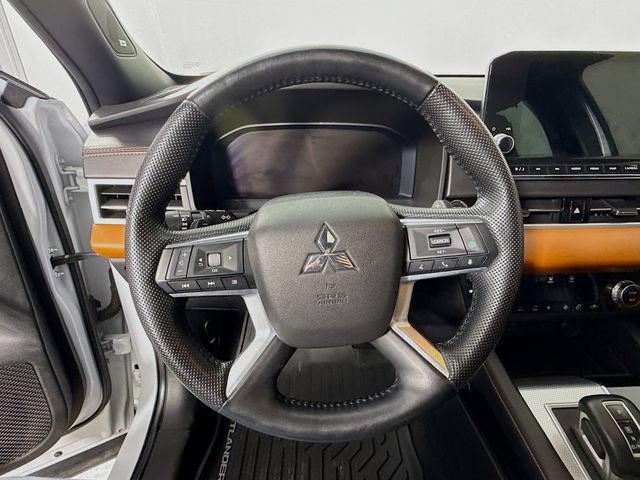 Used 2022 Mitsubishi Outlander SEL FWD image 11