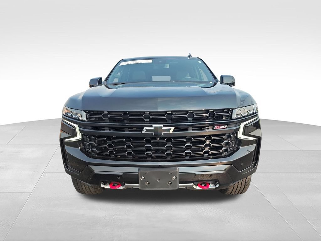 Used 2024 Chevrolet Tahoe Z71 w/ Luxury Package AWD/4WD image 8