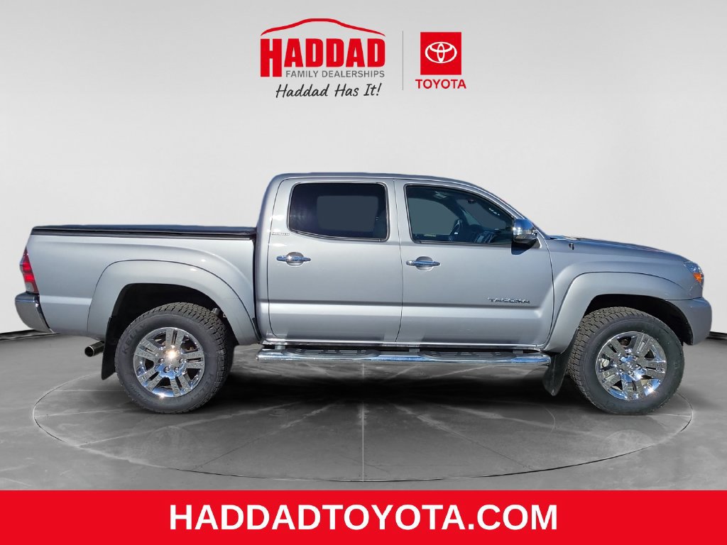 Used 2015 Toyota Tacoma 4x4 Double Cab w/ Limited Package image 7