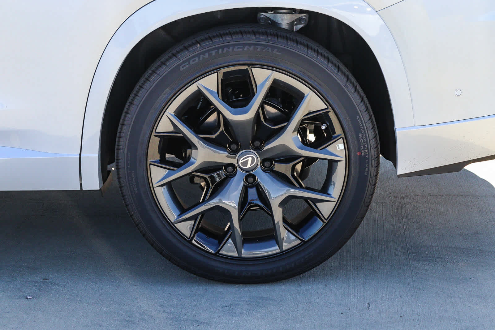New 2026 Lexus TX 500h AWD image 12
