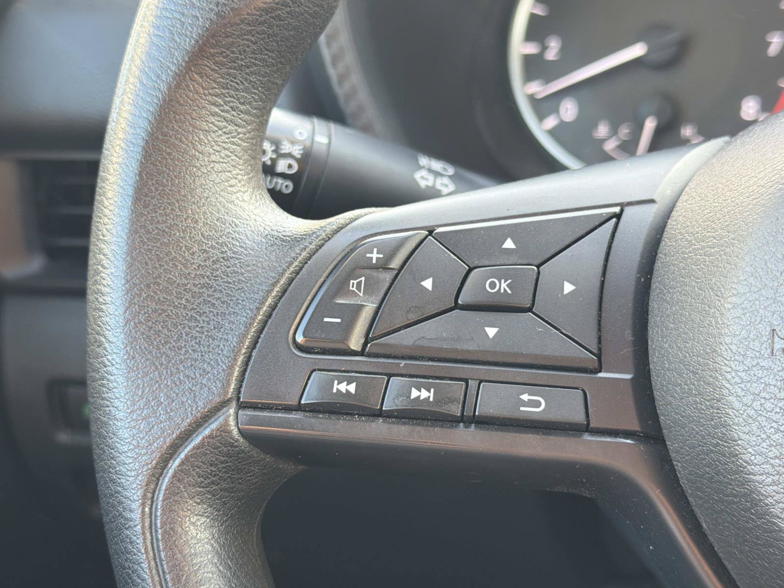 Used 2024 Nissan Sentra S FWD image 15