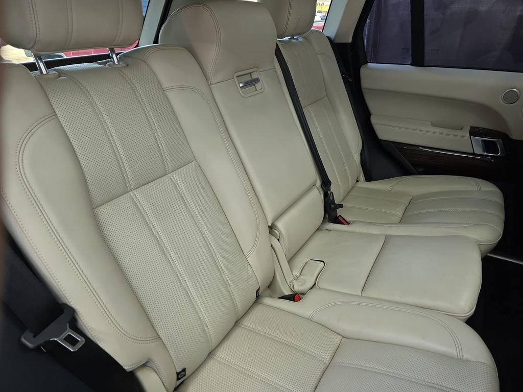 Used 2017 Land Rover Range Rover HSE AWD/4WD image 22