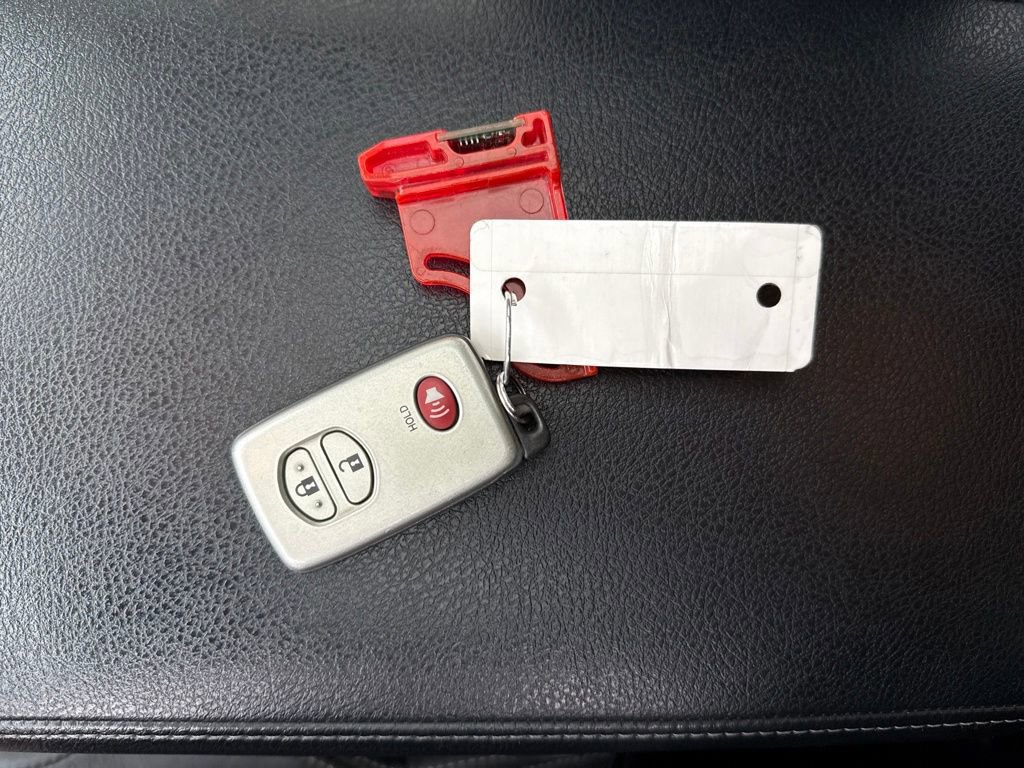 Used 2018 Toyota 4Runner Limited image 32