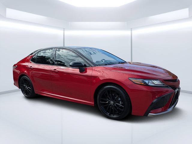 Used 2023 Toyota Camry XSE FWD image 1