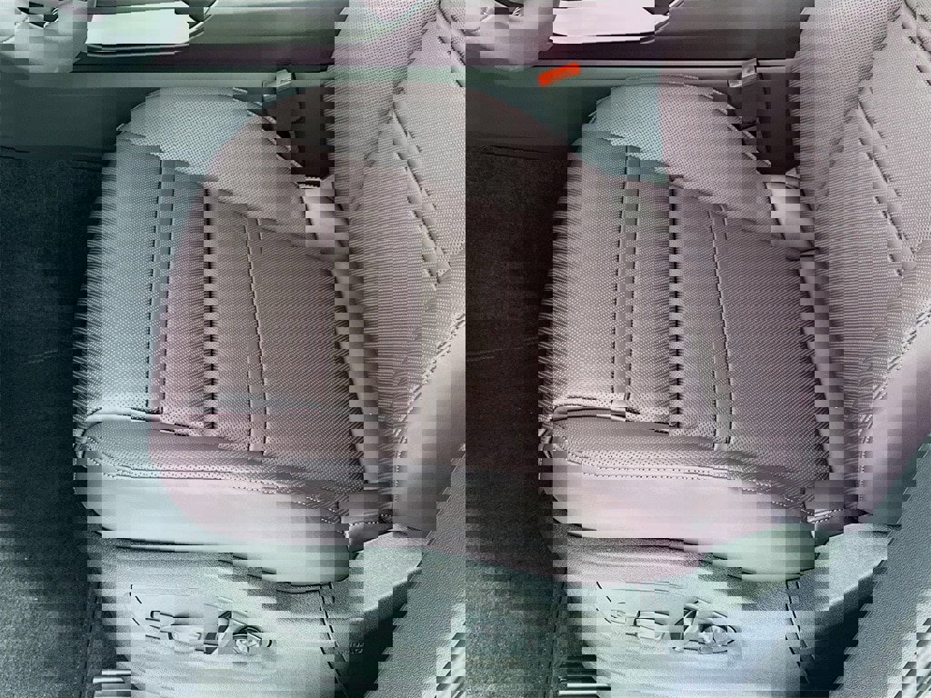 New 2026 Porsche Cayenne Coupe image 13