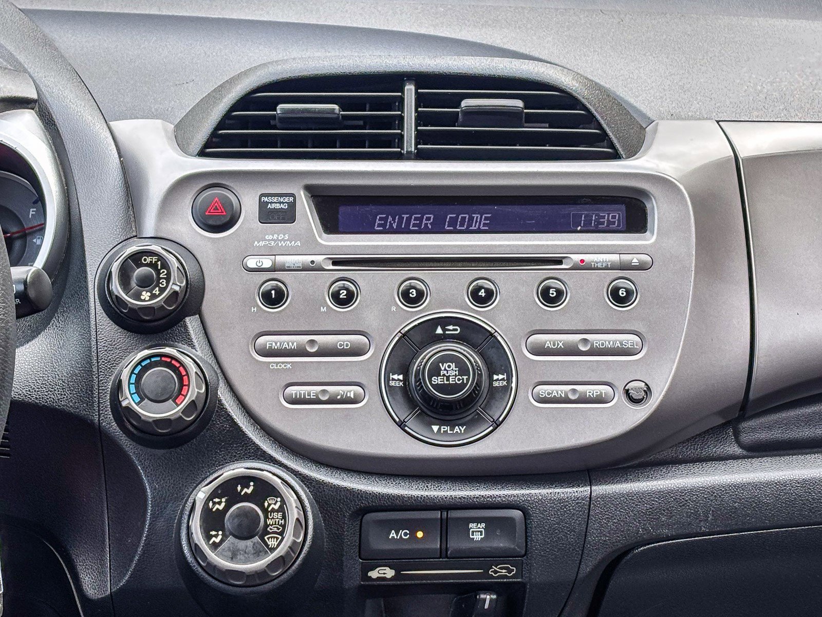 Used 2013 Honda Fit image 17