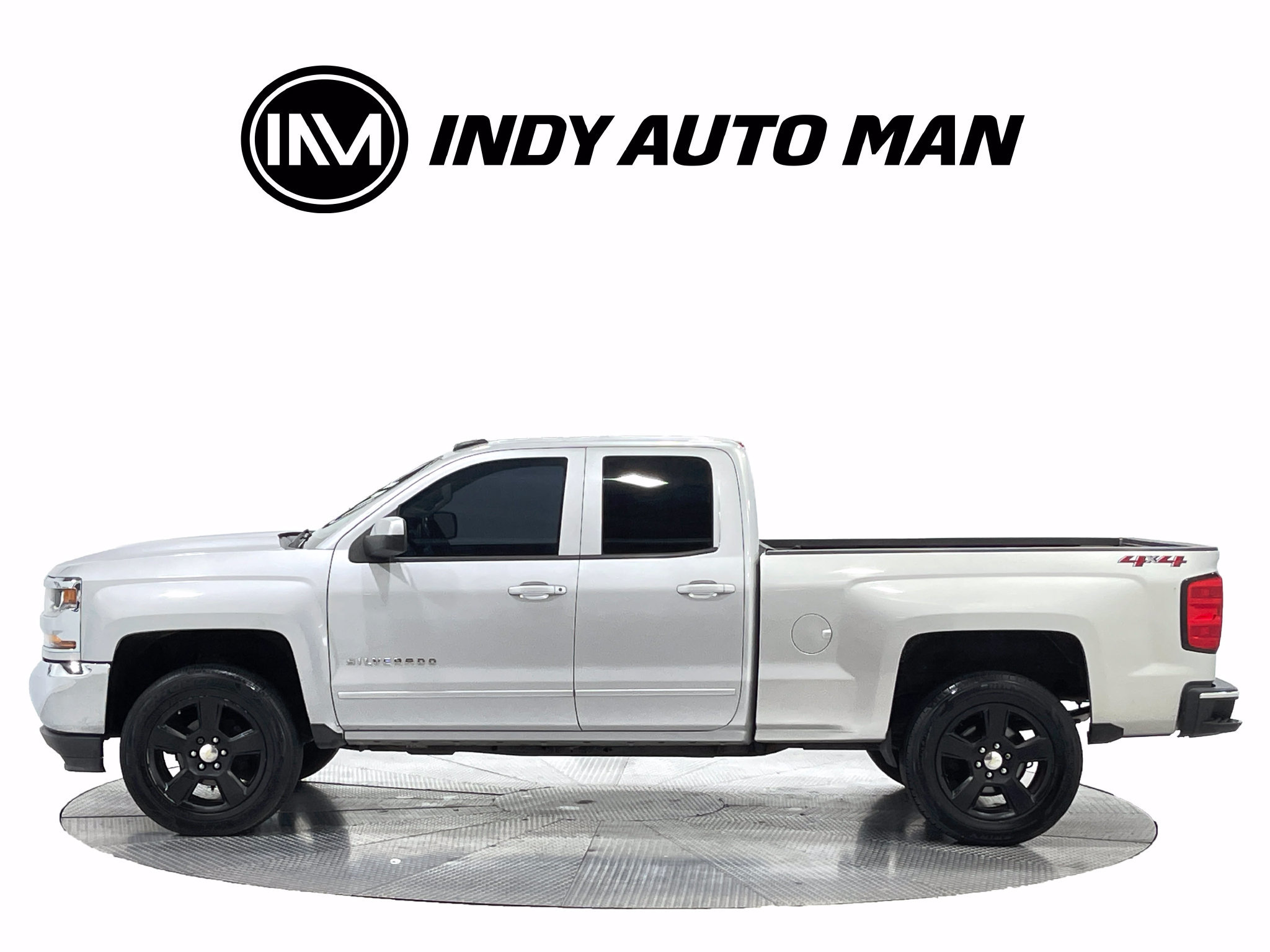 Used 2018 Chevrolet Silverado 1500 LT w/ Trailering Package AWD/4WD image 7