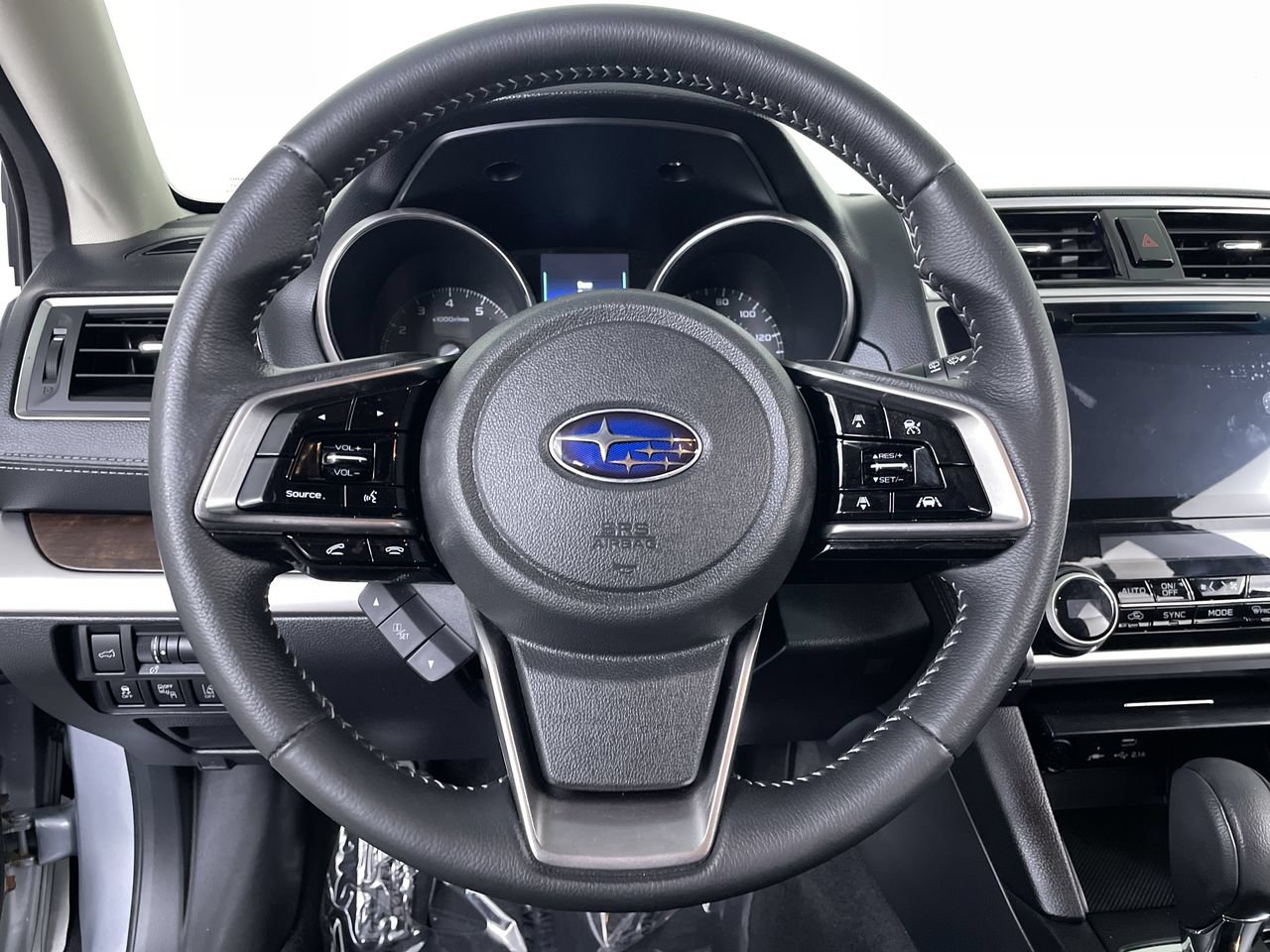 Used 2019 Subaru Outback 2.5i Limited AWD/4WD image 13