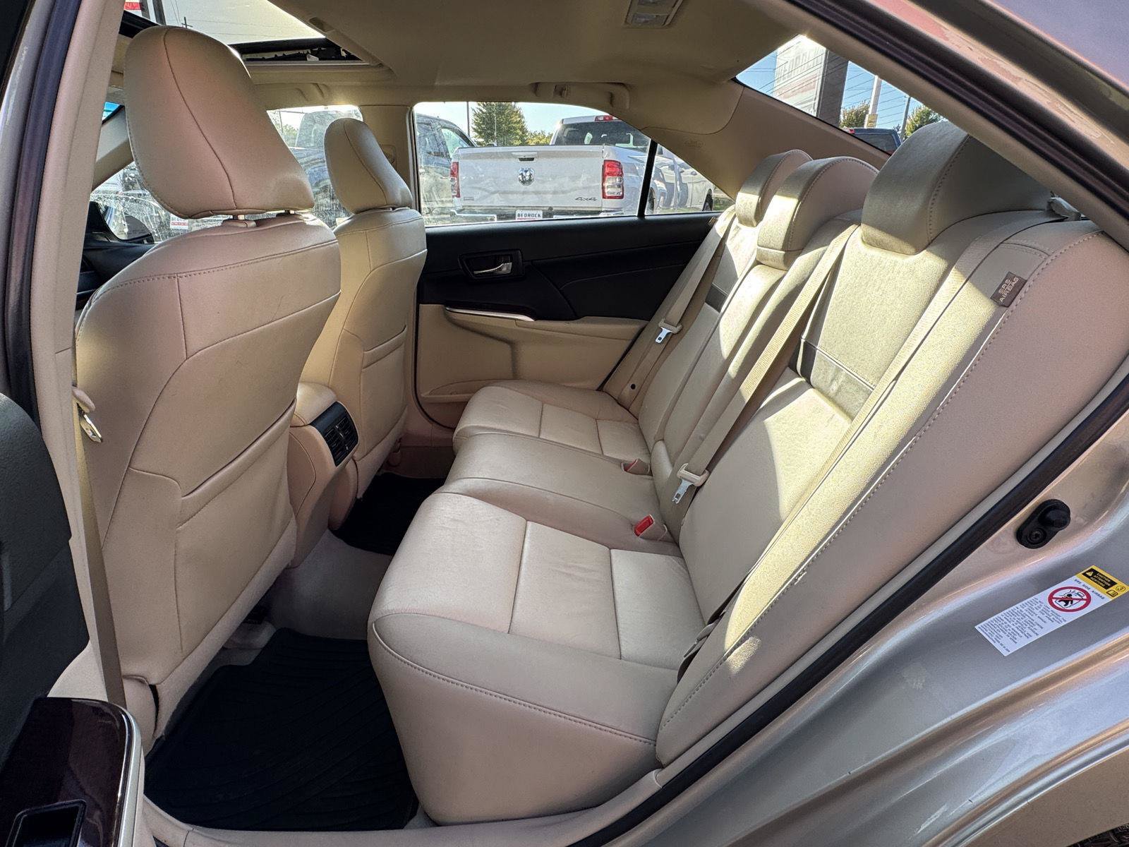 Used 2014 Toyota Camry XLE w/ Leather Package FWD image 31