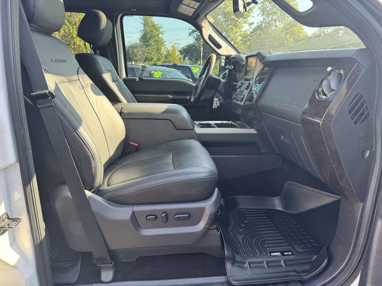Used 2015 Ford F250 Platinum w/ FX4 Off-Road Package image 16