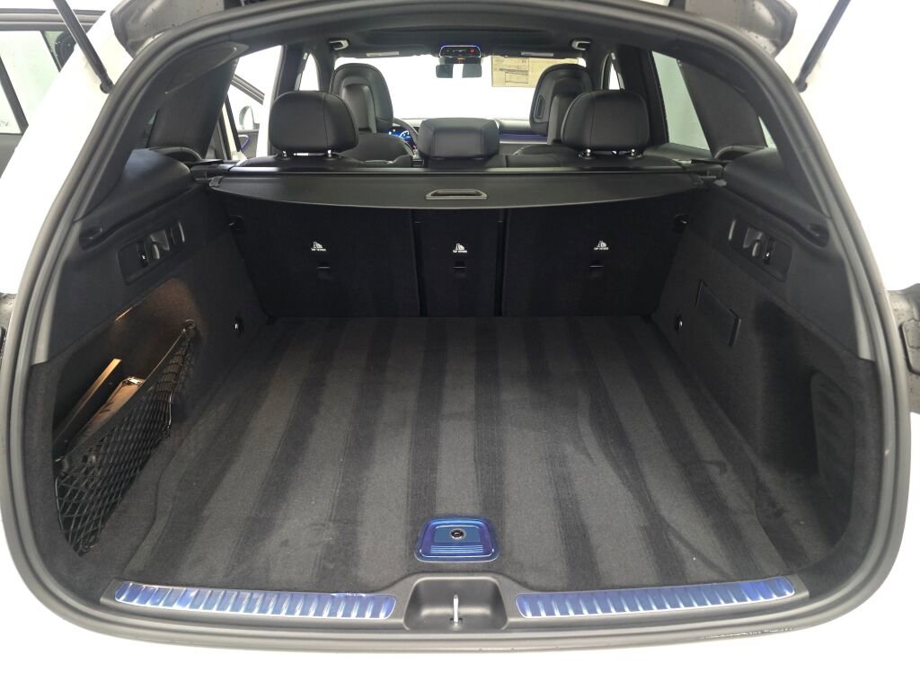 New 2026 Mercedes-Benz GLC 300 4MATIC image 11