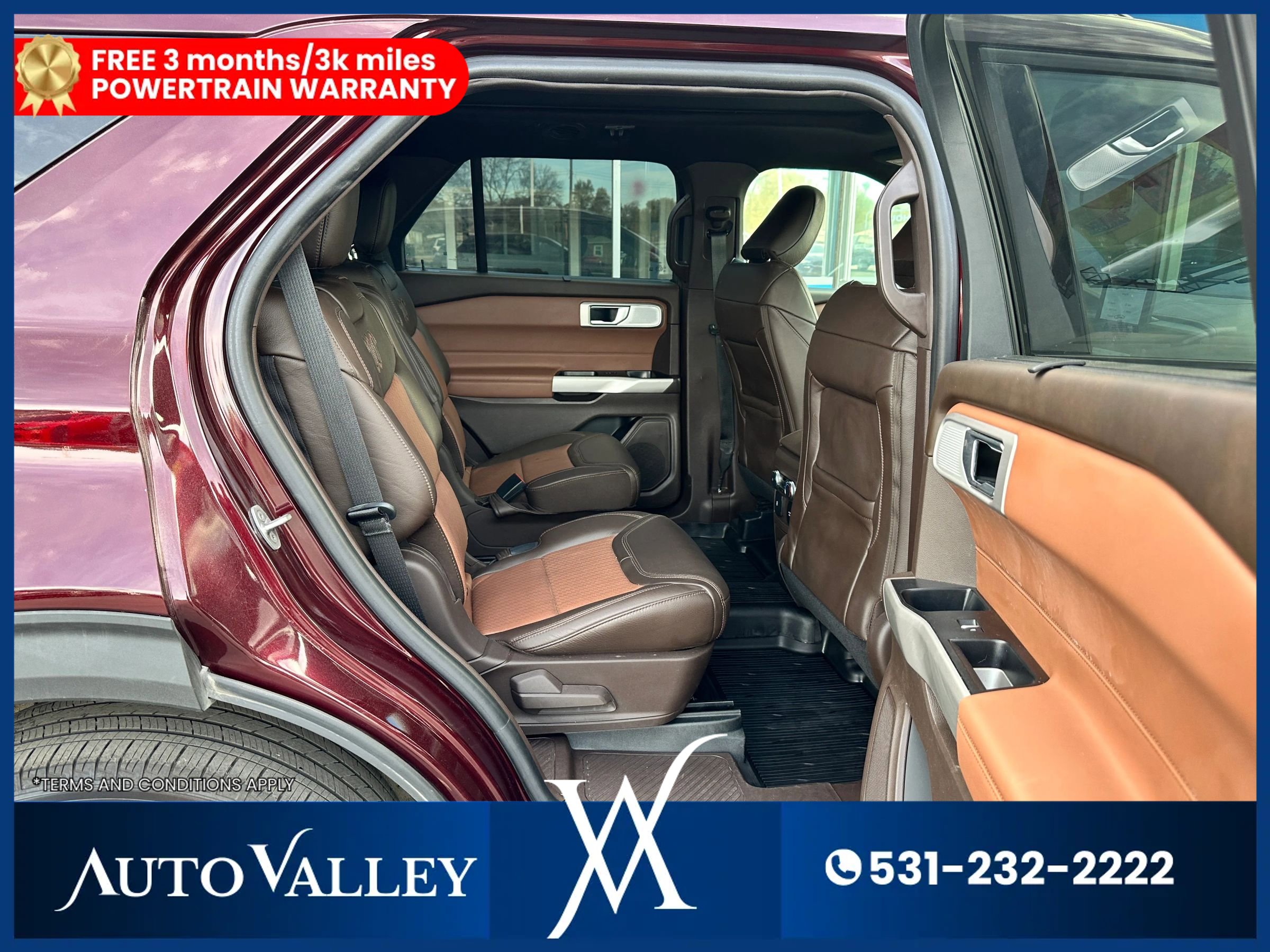 Used 2022 Ford Explorer King Ranch w/ Premium Technology Package image 31