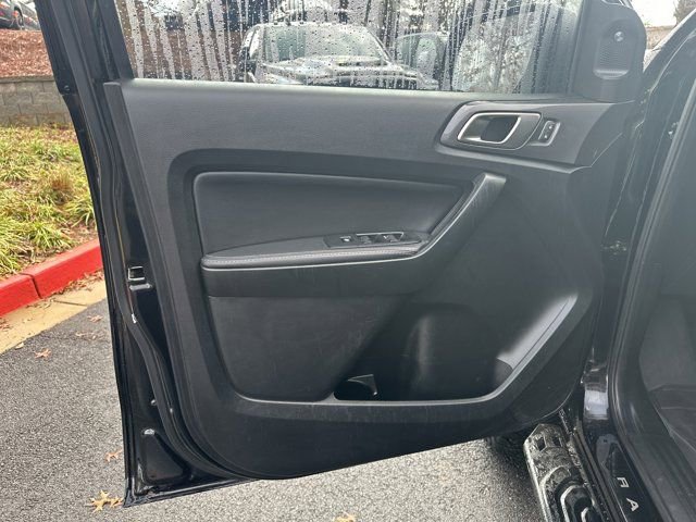 Used 2019 Ford Ranger Lariat w/ Black Appearance Package image 10