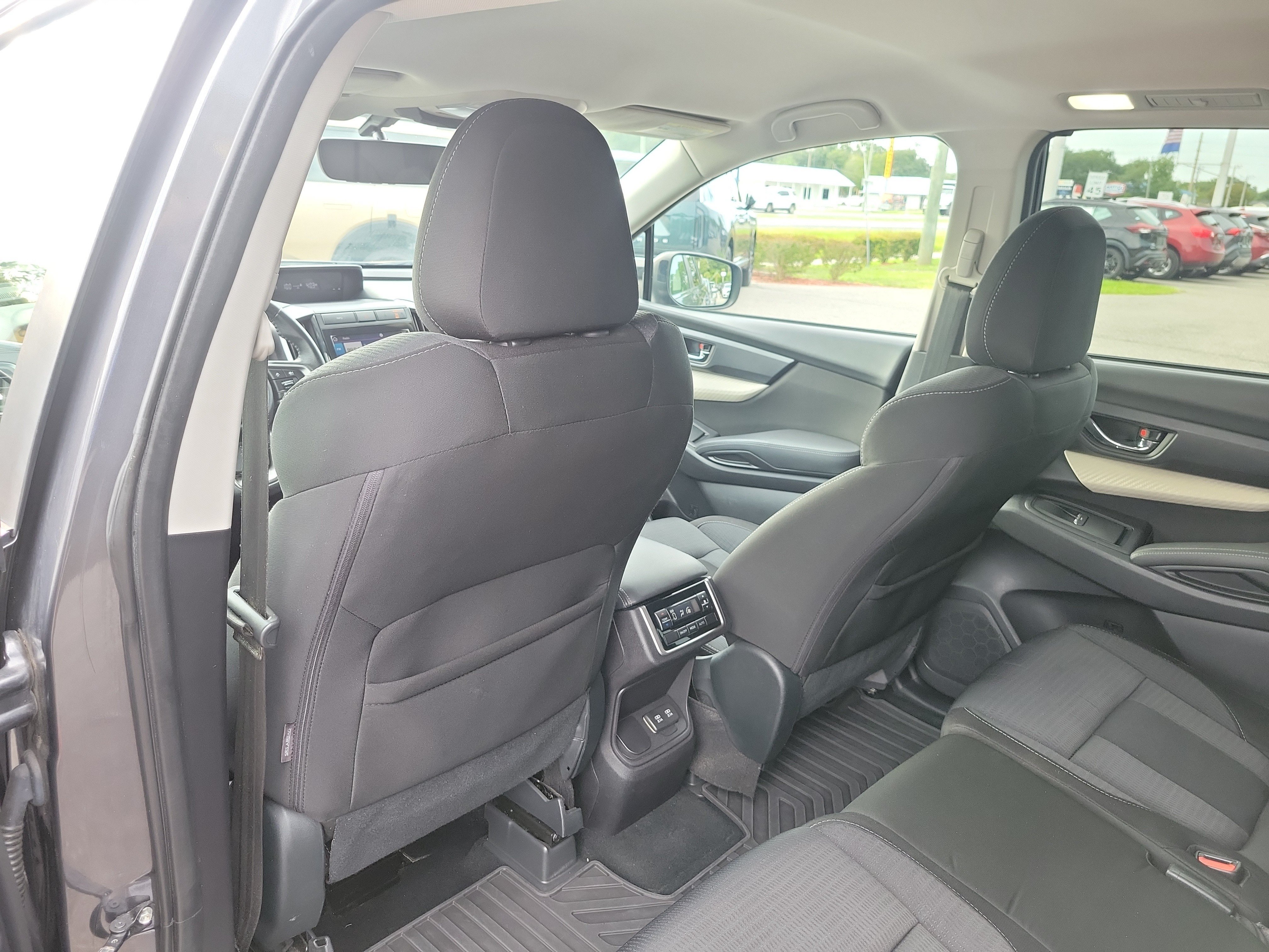 Used 2019 Subaru Ascent Premium AWD/4WD image 17