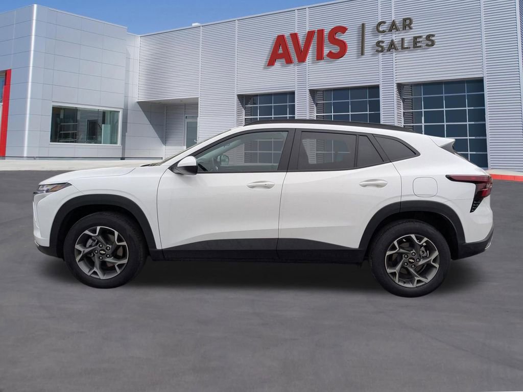 Used 2025 Chevrolet Trax LT w/ LT Convenience Package FWD video 2