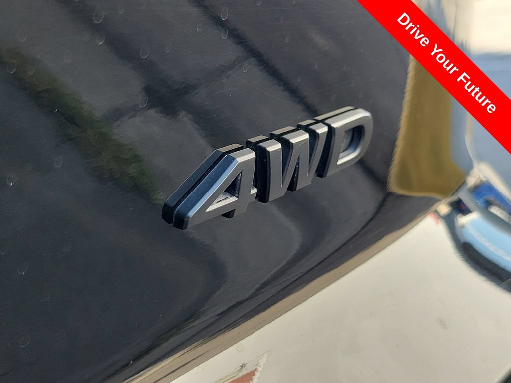 Used 2024 Nissan Pathfinder Rock Creek AWD/4WD image 28