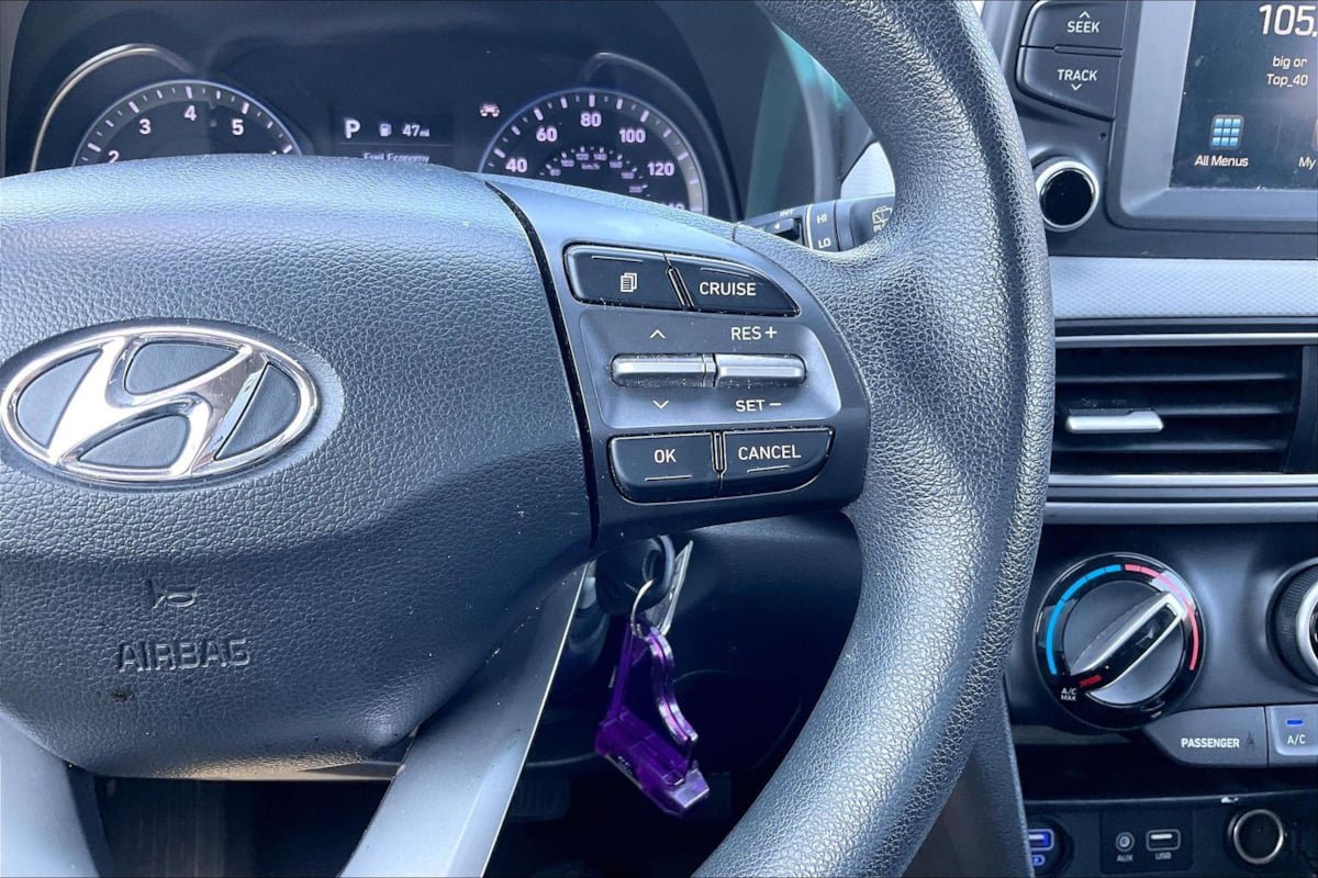 Used 2020 Hyundai Kona SE FWD image 19