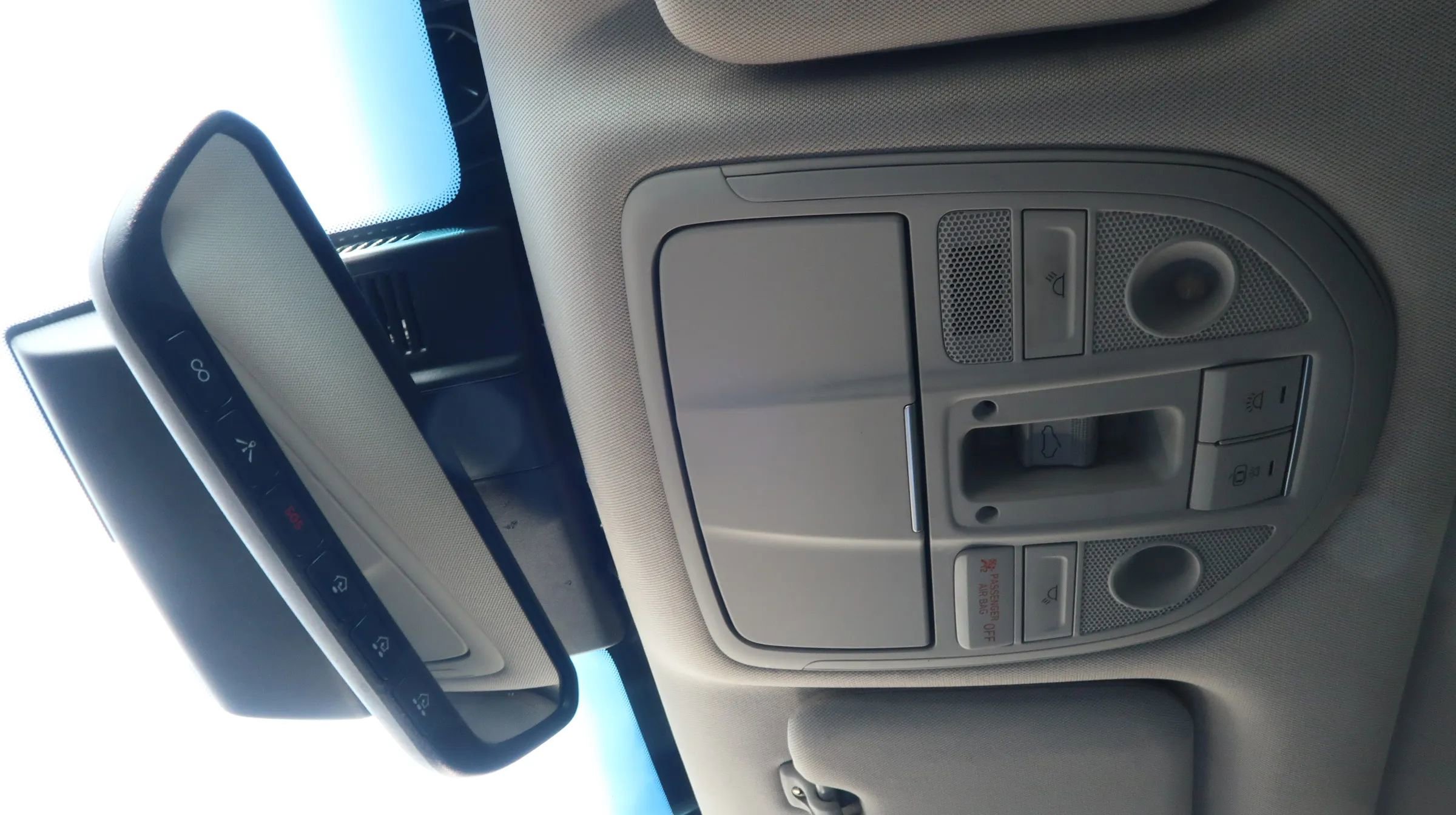 Used 2021 Genesis G70 3.3T image 39