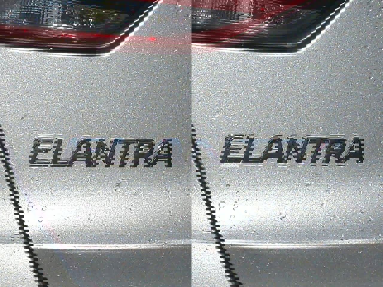 Used 2018 Hyundai Elantra SEL image 11